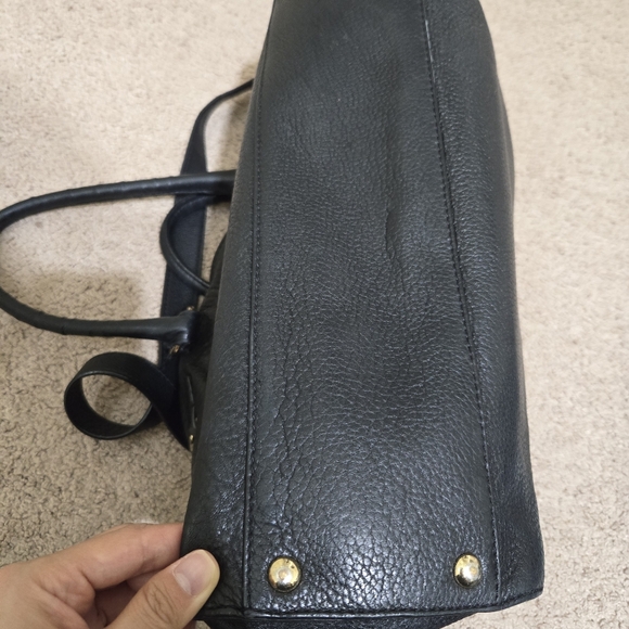 Michael Kors Soft leather bag. EUC - Picture 12 of 12